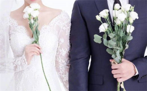 水瓶座如何与宇宙接轨提升个人能量