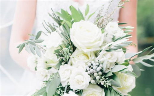 双鱼座恋爱不主动的原因解析与应对策略